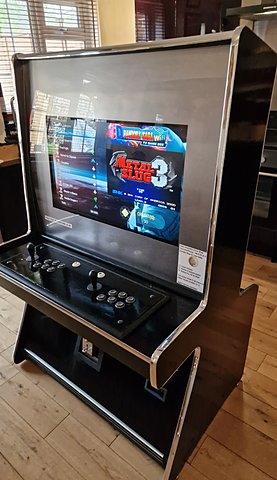 Sit-down cabinet, three-quarter view, Metal Slug 3 on screen